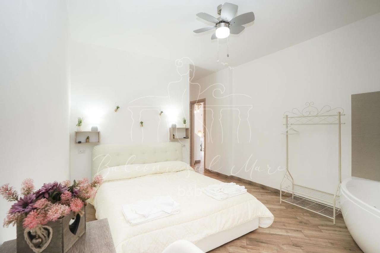Bed and Breakfast Balconi Sul Mare Otranto Exterior foto